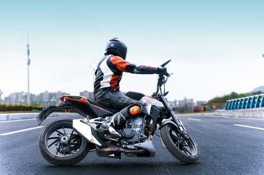 Купить Дорожный мотоцикл KOVE 321R в Днепре, мотосалон MotoPlus